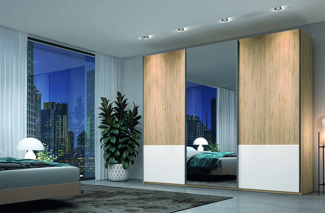 Armario 3 Puertas Correderas Central Luna